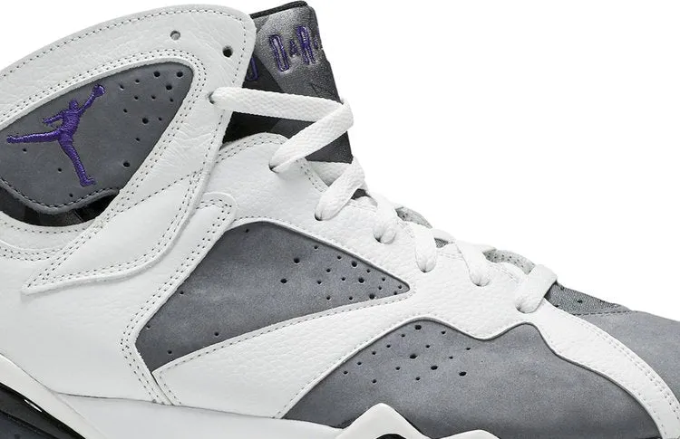 Air Jordan 7 Retro Flint sneakers, white