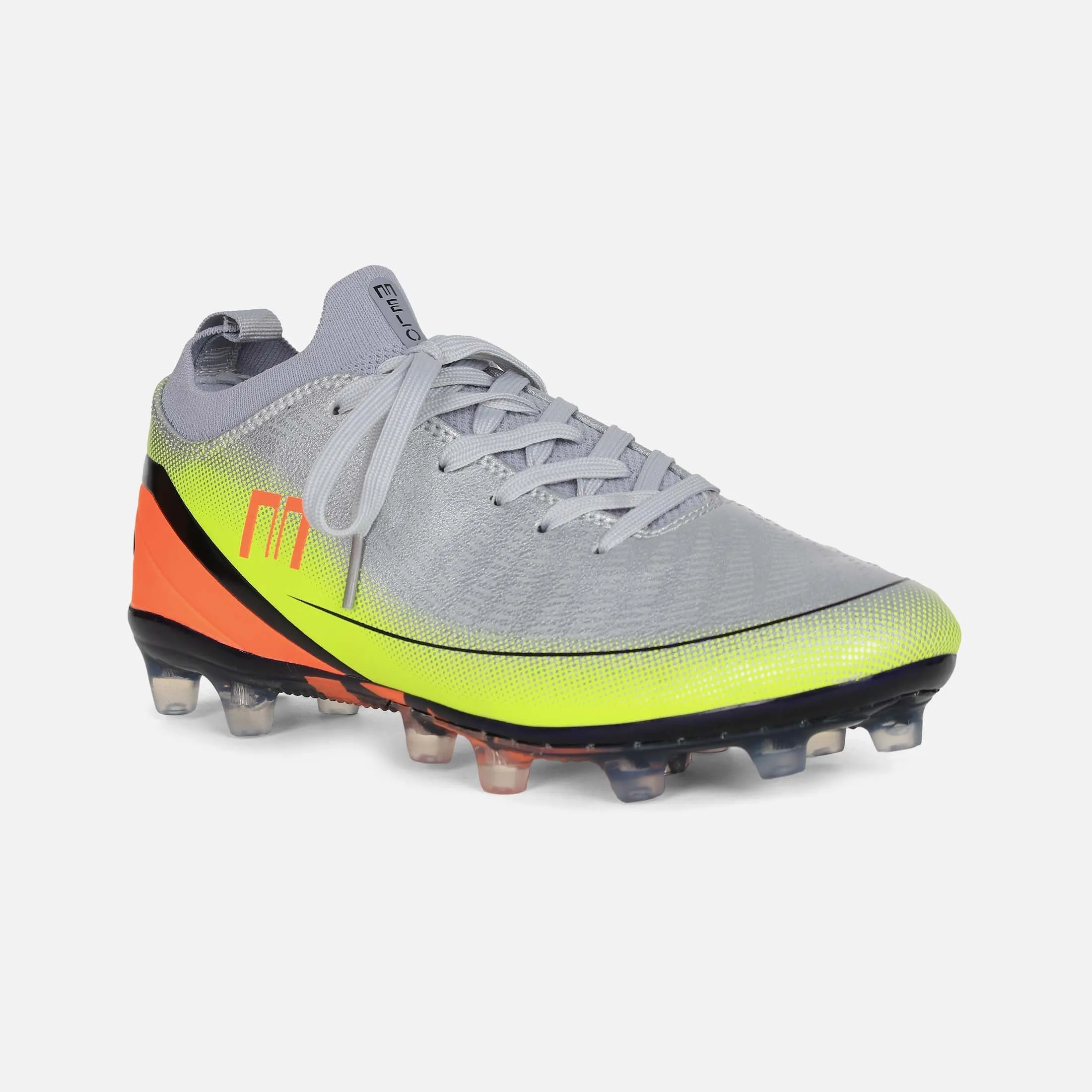 BOYS SOCCER LACE-UP SHOES