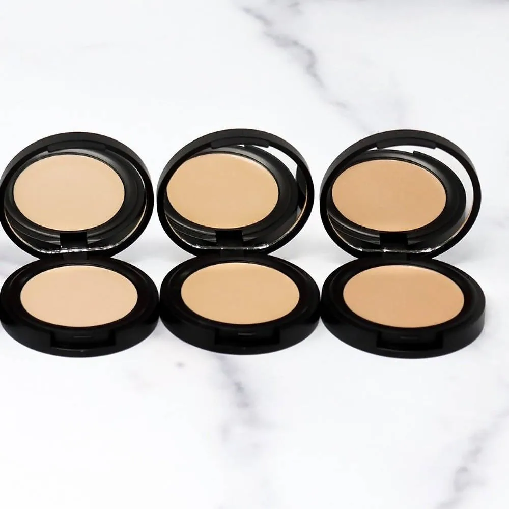 Concealer | versatile, lightweight