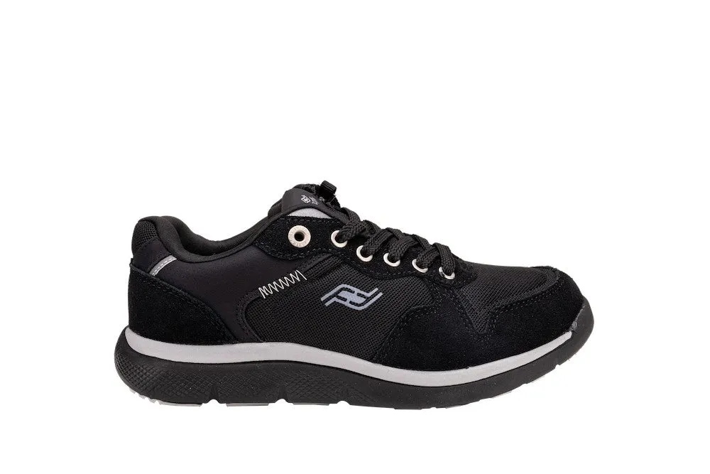 Excursion shoe, black low-top, women