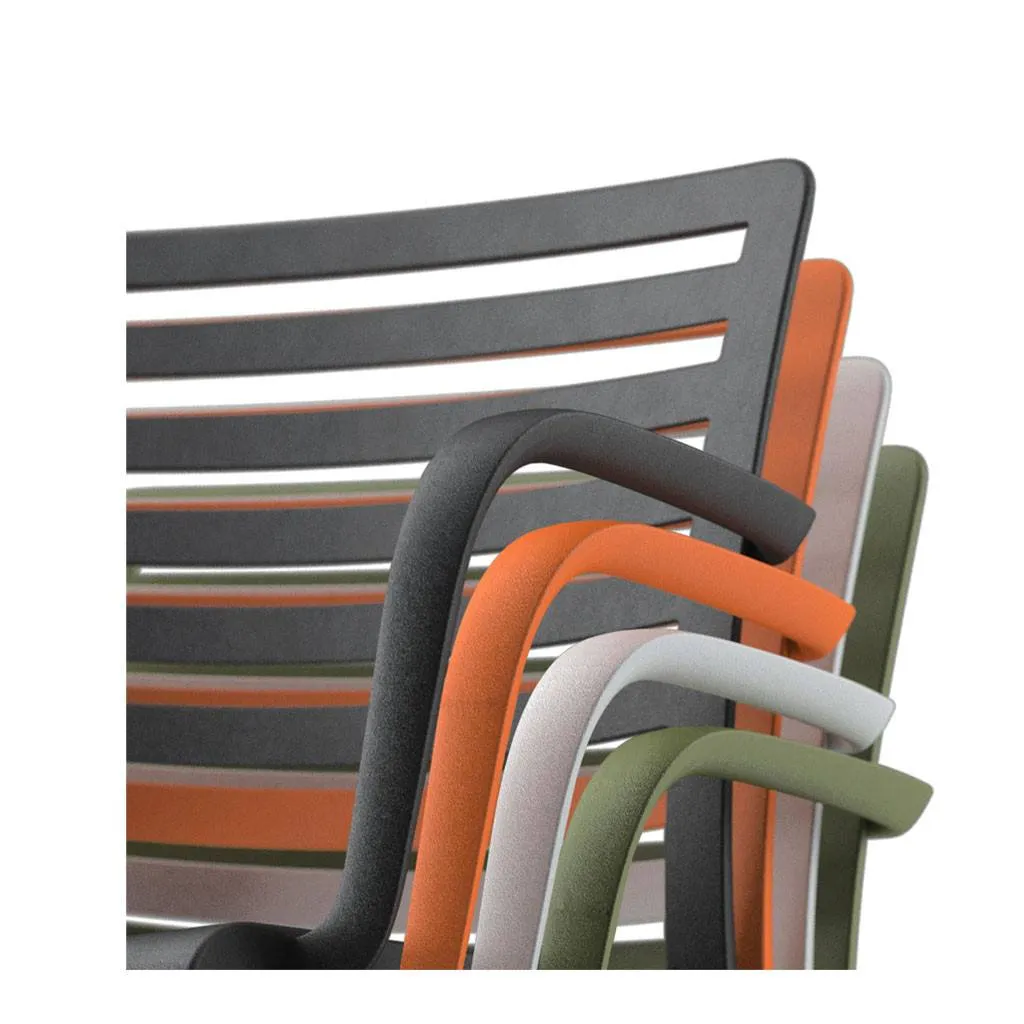 Lama Outdoor Arm Chair