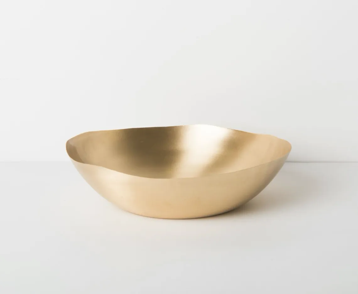 Lightweight brass bowl