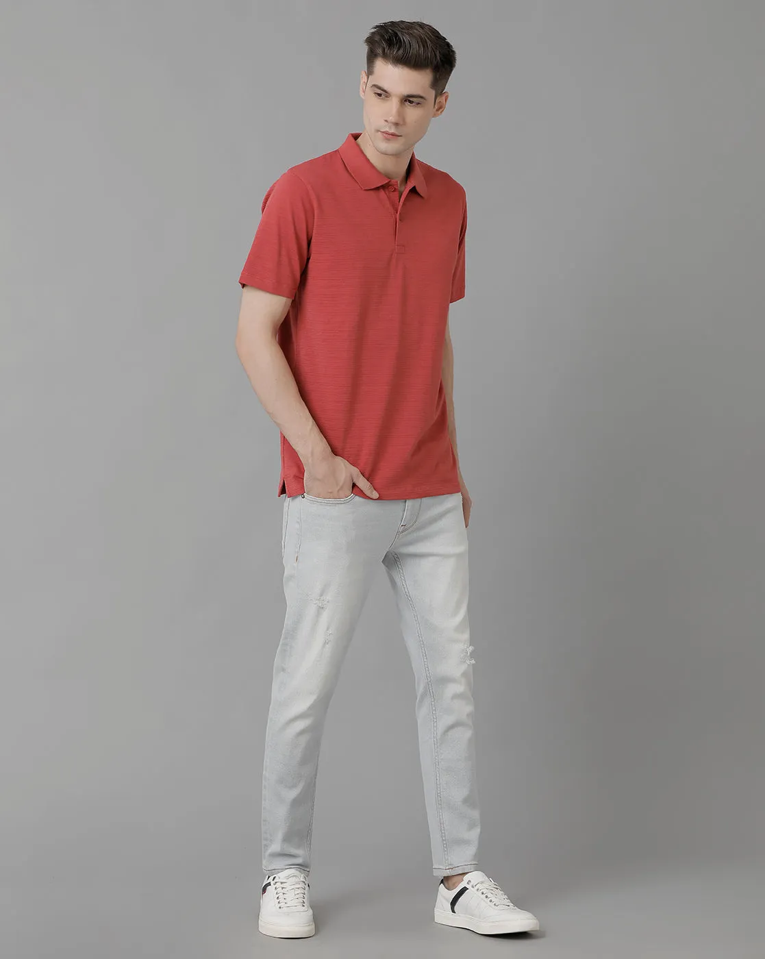 Men Self Knit Soild  Regular Fit Casual T-Shirt