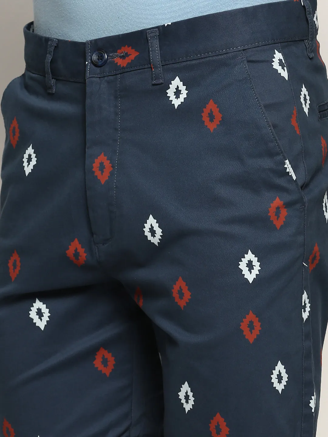 Men Teal Geometrical Shorts