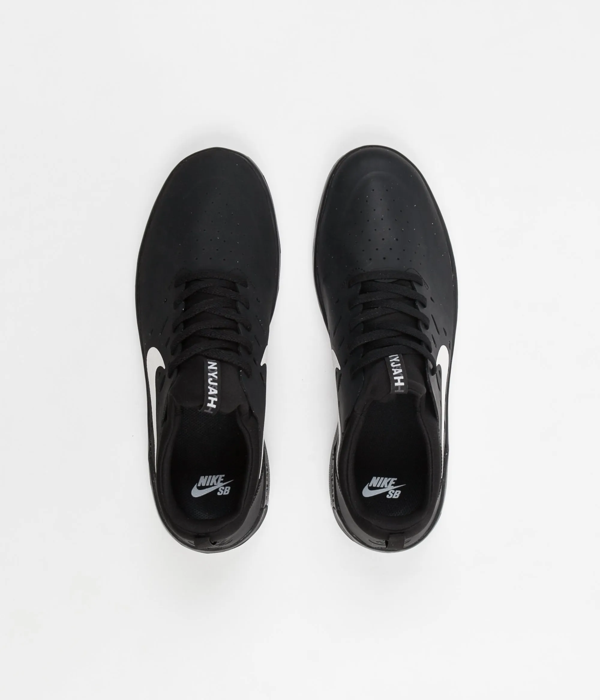 Nike SB Nyjah Free Shoes - Black / White