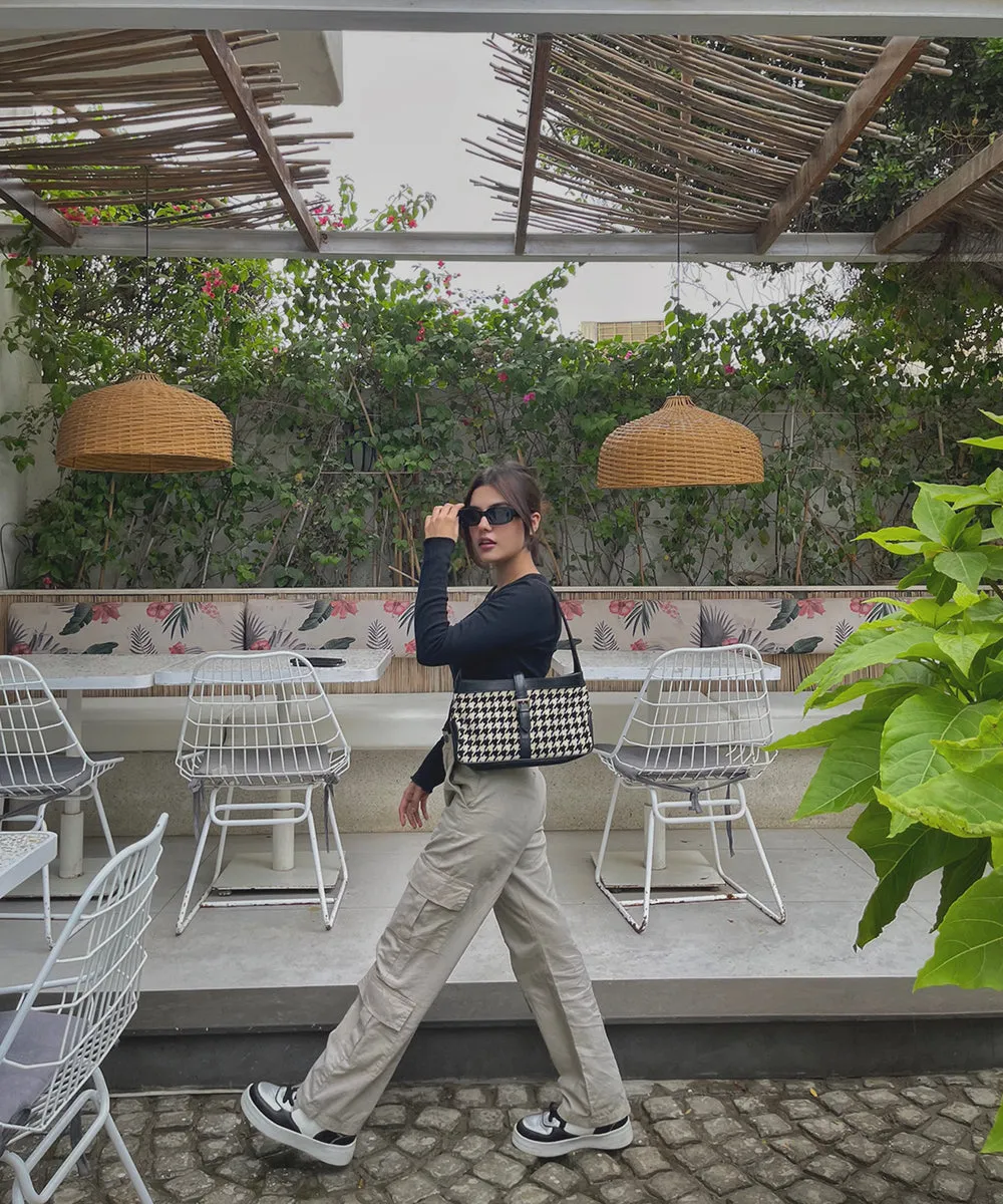 Safari Chic Beige | Cargo Pants | Woman | BTS Vol. 2 | Weave Wardrobe