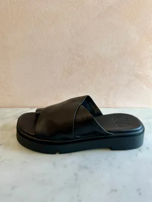 Sempre Di - Black Chunky Slide