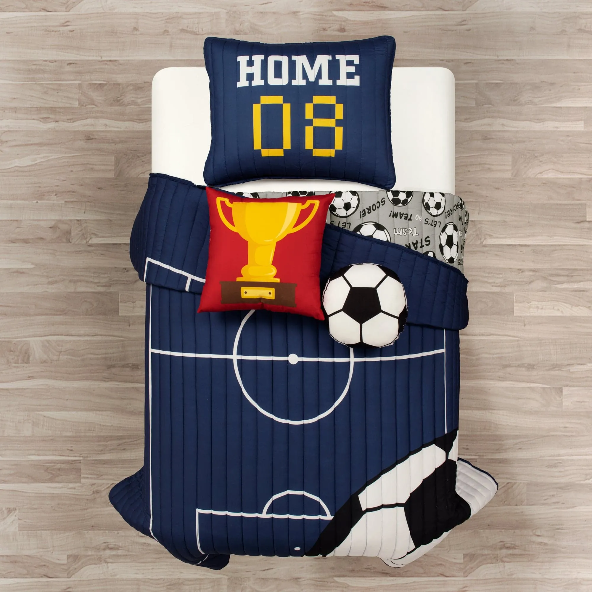 Soccer Game Reversible Oversized Quilt Set