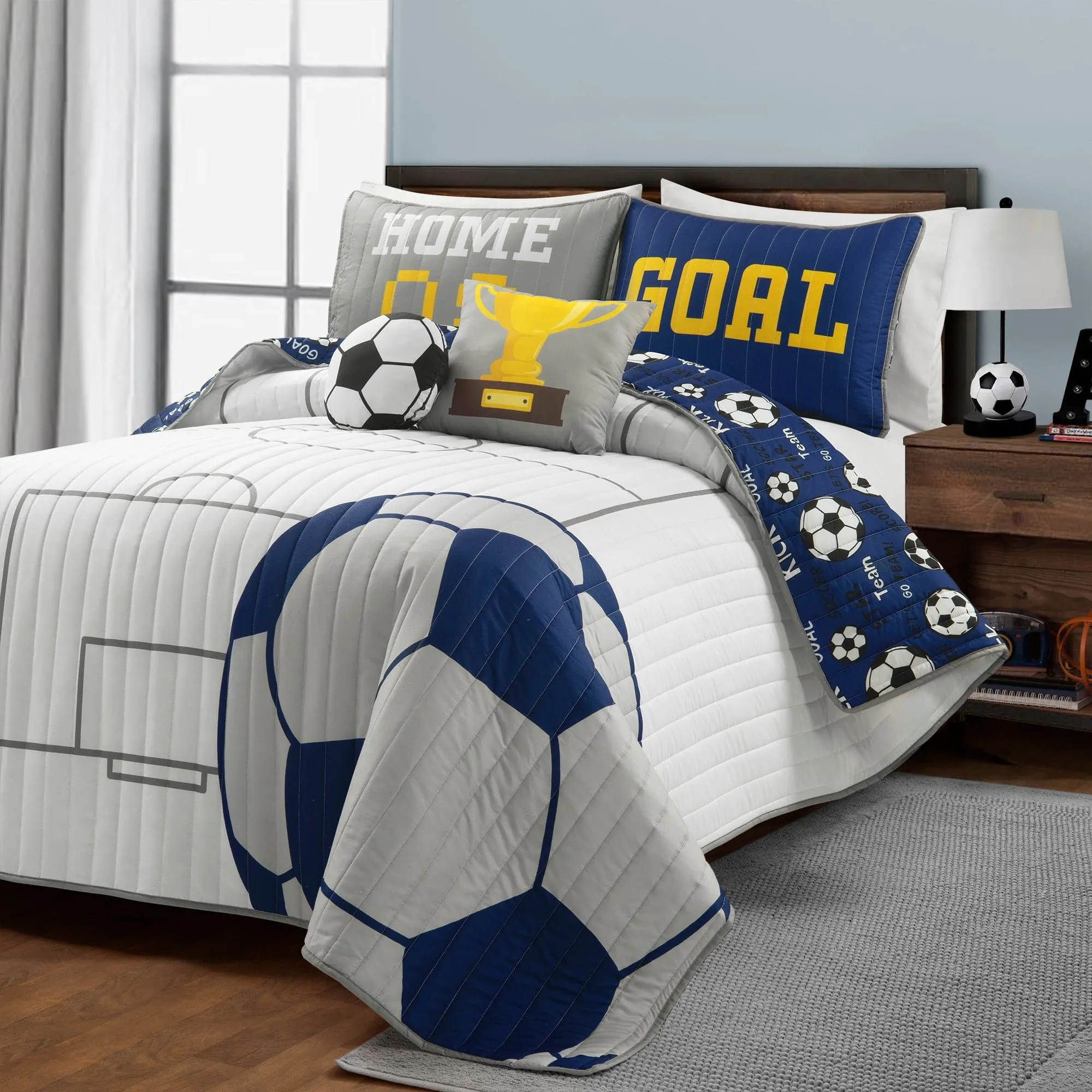 Soccer Game Reversible Oversized Quilt Set