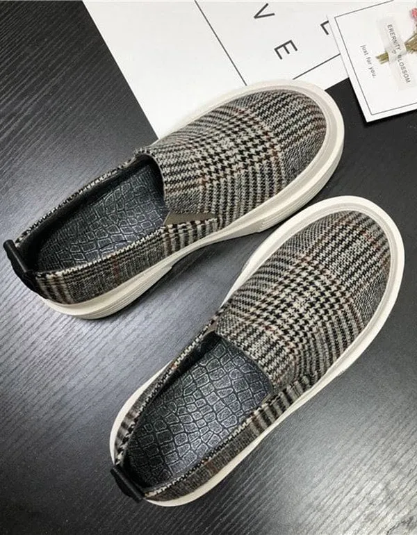 Spring Round Head Flat-heeled Plaid Casual Sneakers