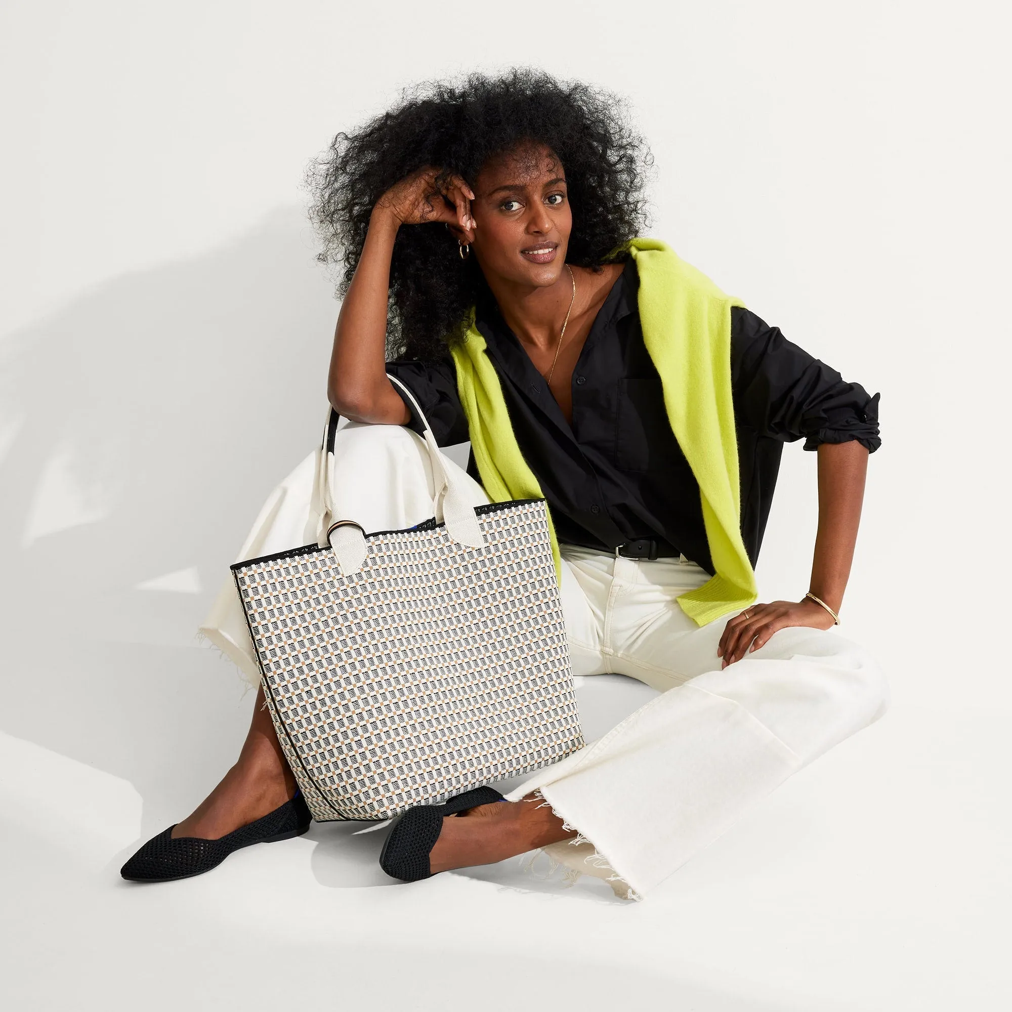 The Lightweight Tote - Black and White Checkers