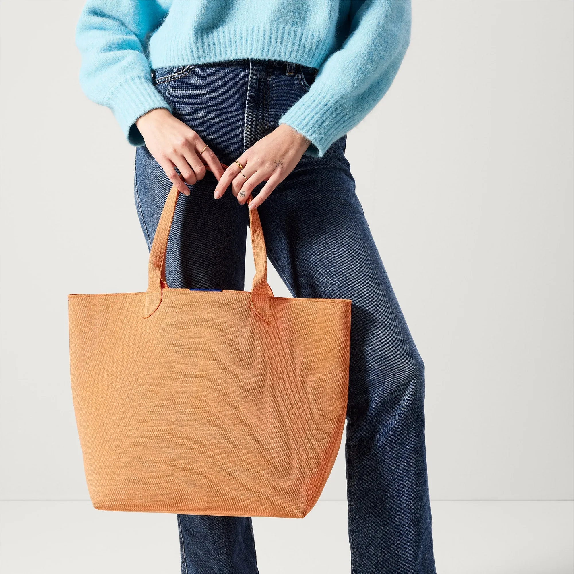 The Lightweight Tote - Clementine